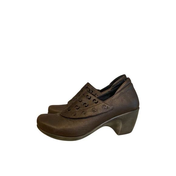 Brown Perforated Booties Size 41/10 - Picture 2 of 10